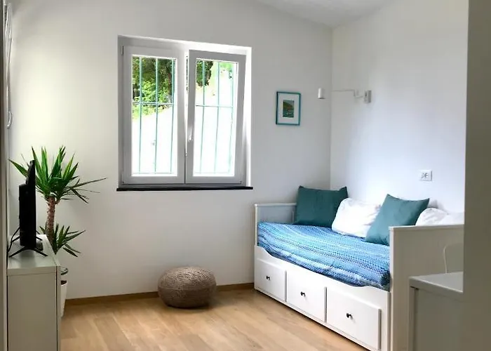 住宿加早餐酒店 La Riviera Bed & Breakfast 拉帕洛