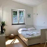 La Riviera Bed & Breakfast 3*